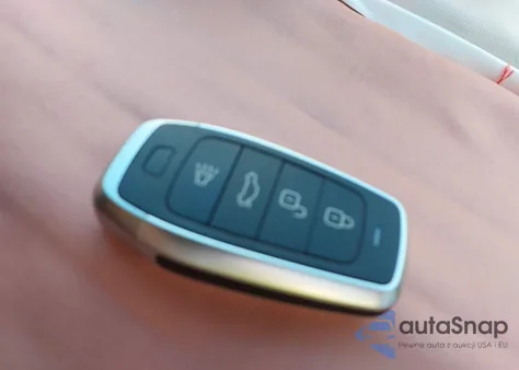 2020 Chevrolet Silverado 1500 from USA, damaged, VIN 3GCUYGET7LG269943